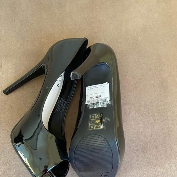 Guess peep toe black stiletto size 5 - Picture 8 of 10
